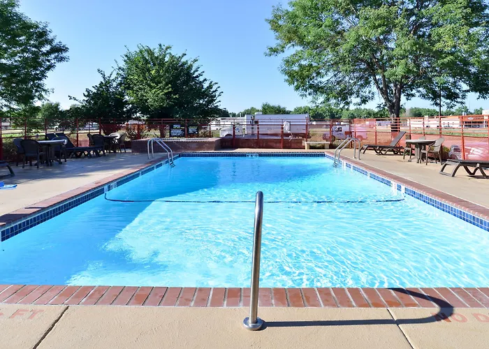 Best Western Kiva Inn