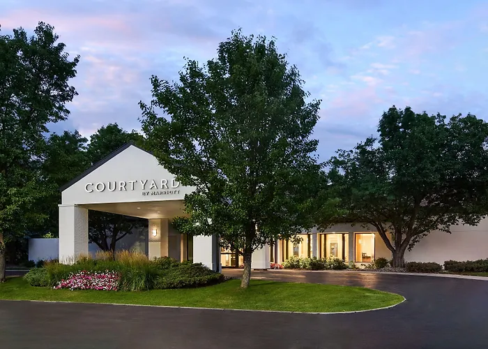 Courtyard By Marriott Fort Collins